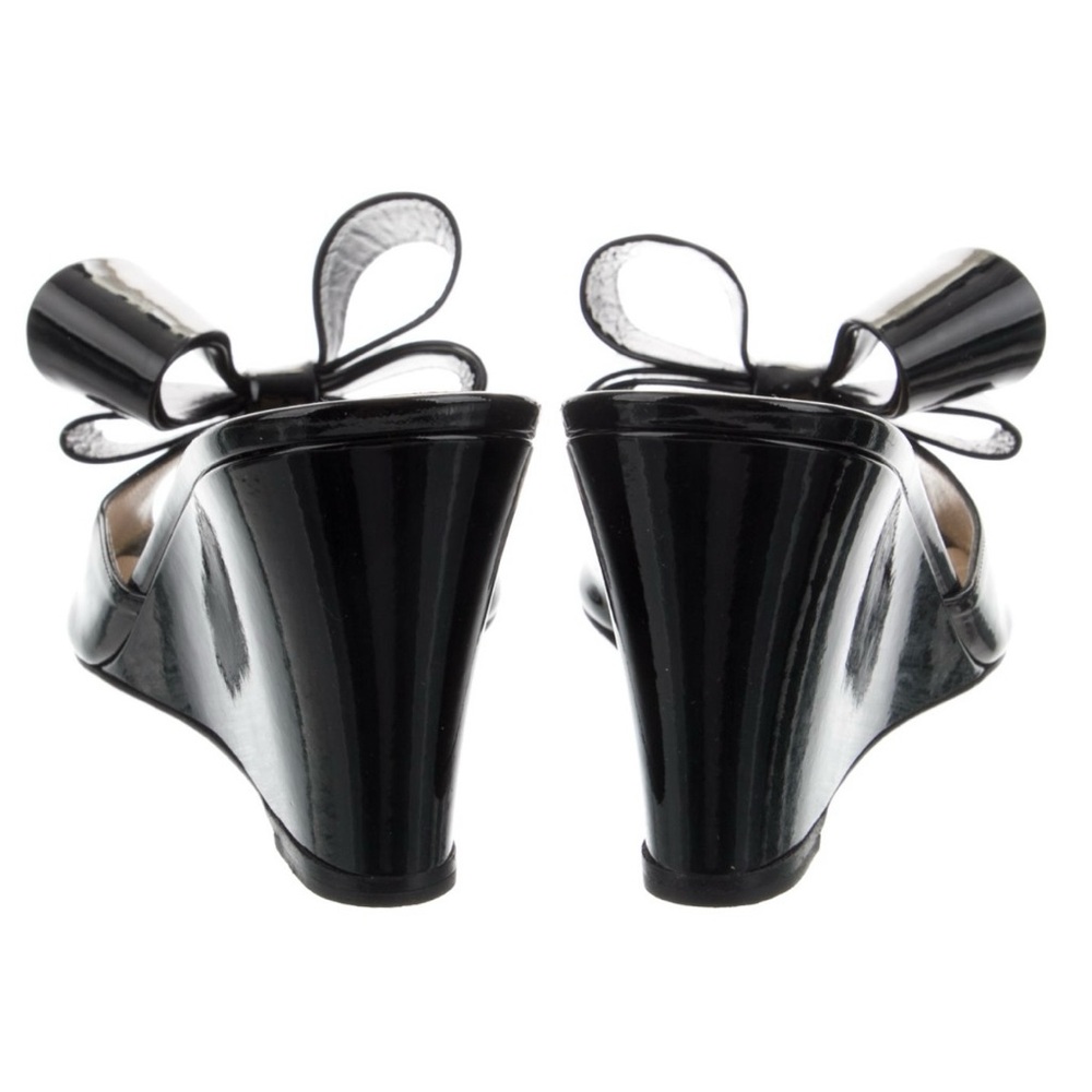 Valentino Patent Leather Bow Accents Slides - Picture 5 of 8